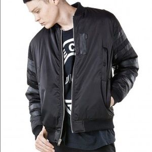 Unif stripped bomber